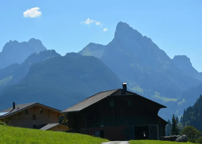 Henry - Hochparterre By Interhome *