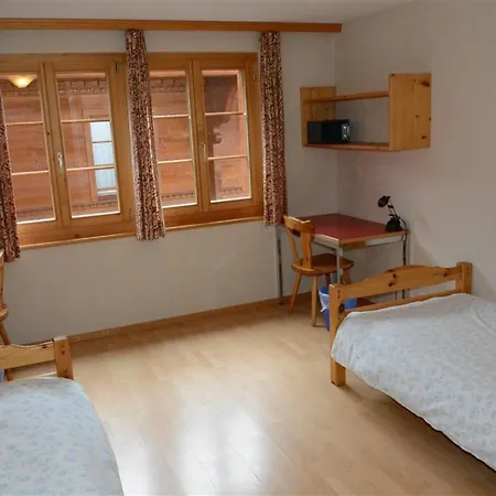 Henry - Hochparterre By Interhome Lejlighed